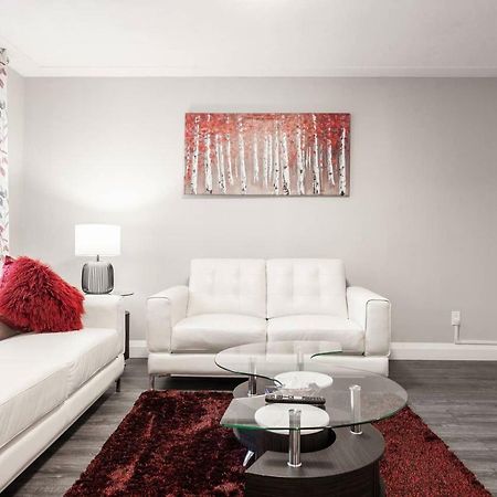 Entire 2 Bedroom Apartment Uptown Waterloo - E1 Екстер'єр фото