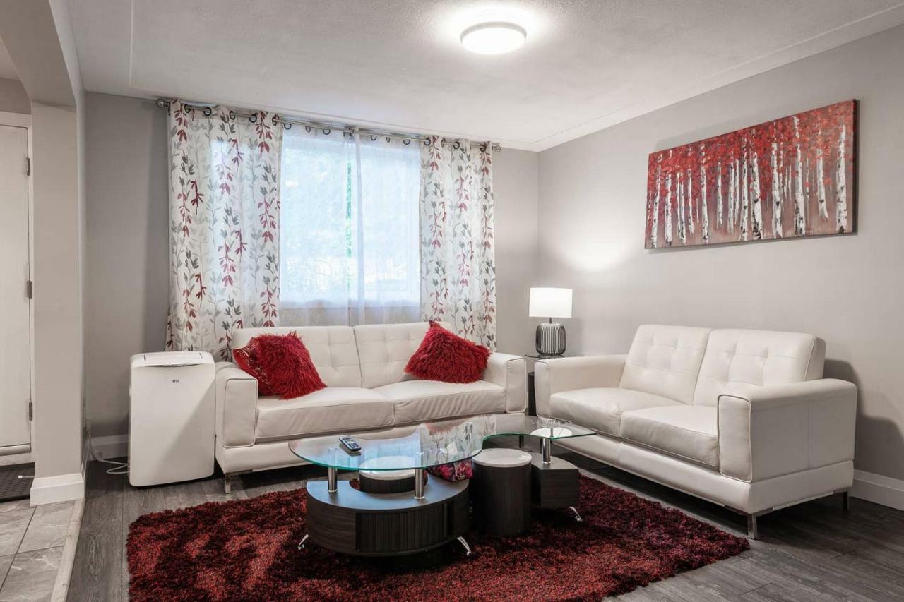 Entire 2 Bedroom Apartment Uptown Waterloo - E1 Екстер'єр фото