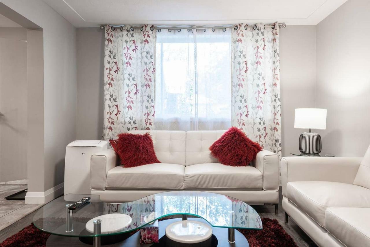 Entire 2 Bedroom Apartment Uptown Waterloo - E1 Екстер'єр фото